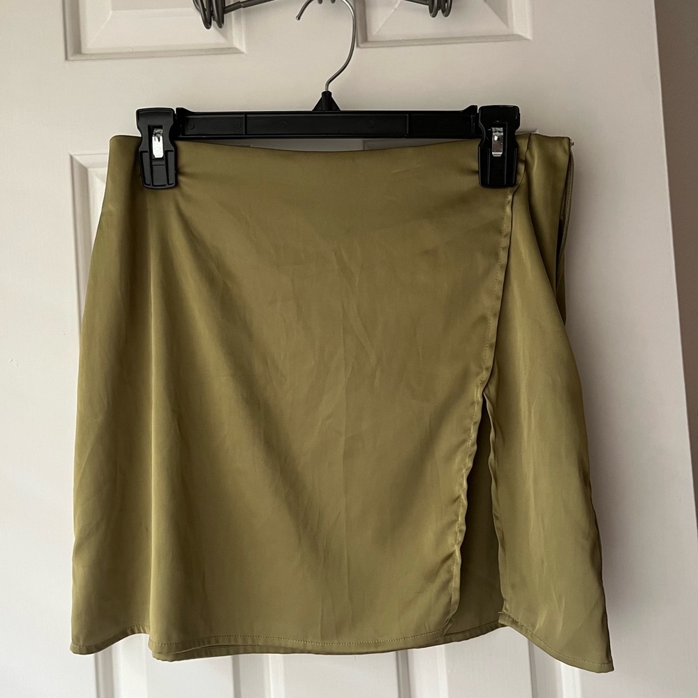 Satin skirt